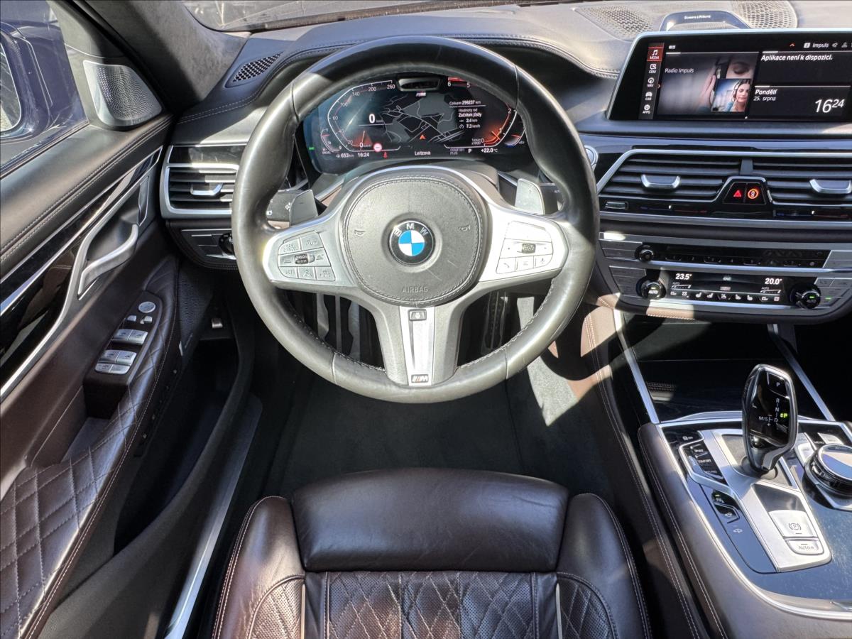 BMW Řada 7
