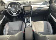 Suzuki Vitara 13