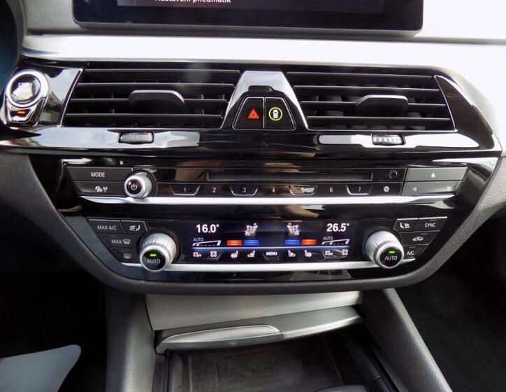 BMW Řada 5 35