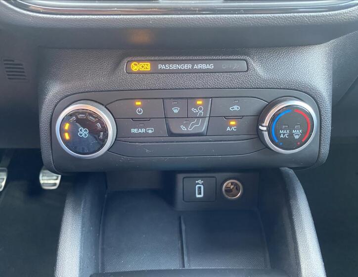 Ford Focus 31