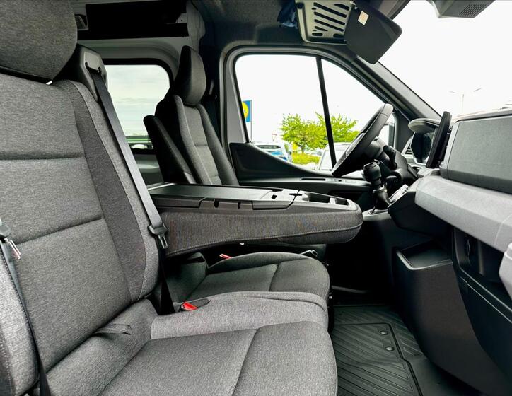 Nissan Interstar 15