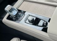 Volvo XC90 12
