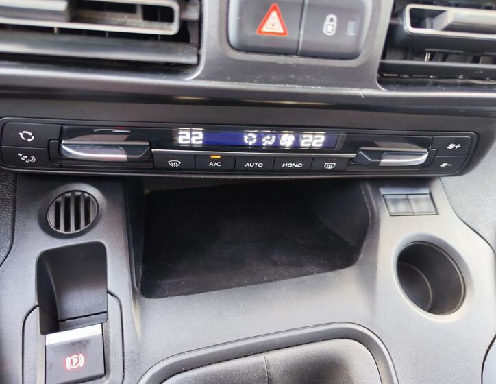 Peugeot Rifter 13