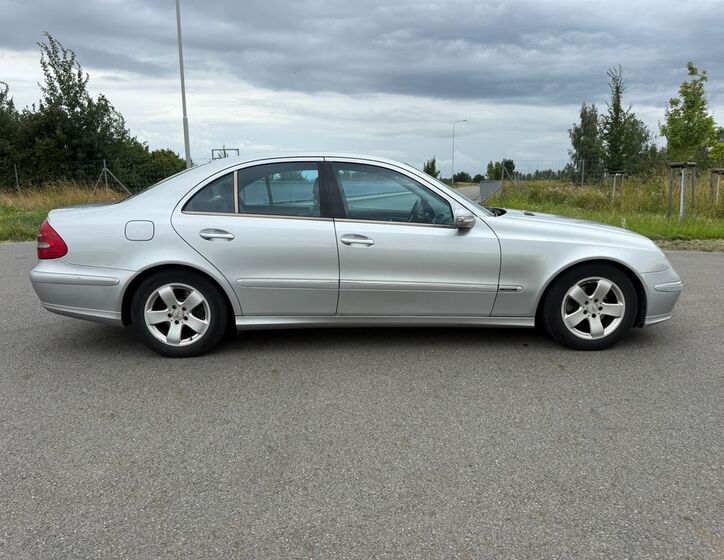 Mercedes-Benz Třídy E 6