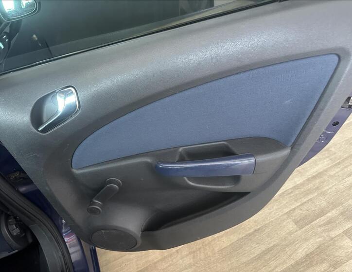 Opel Corsa 18