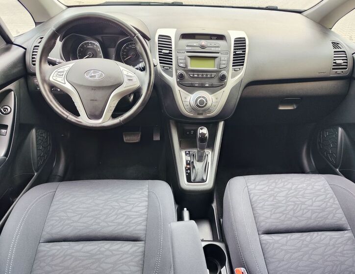 Hyundai ix20 12