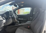 Toyota C-HR 9