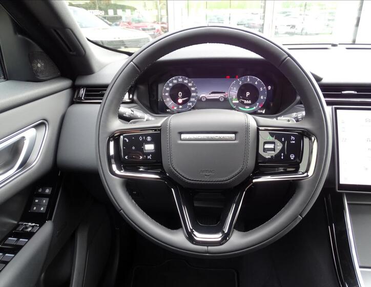 Land Rover Range Rover Velar 15
