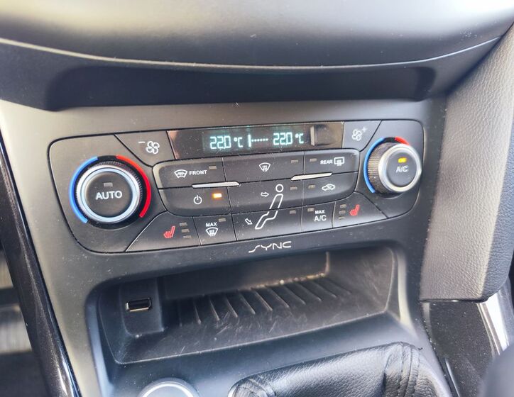 Ford Focus 16