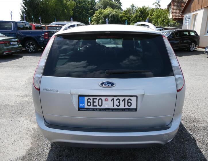 Ford Focus 6