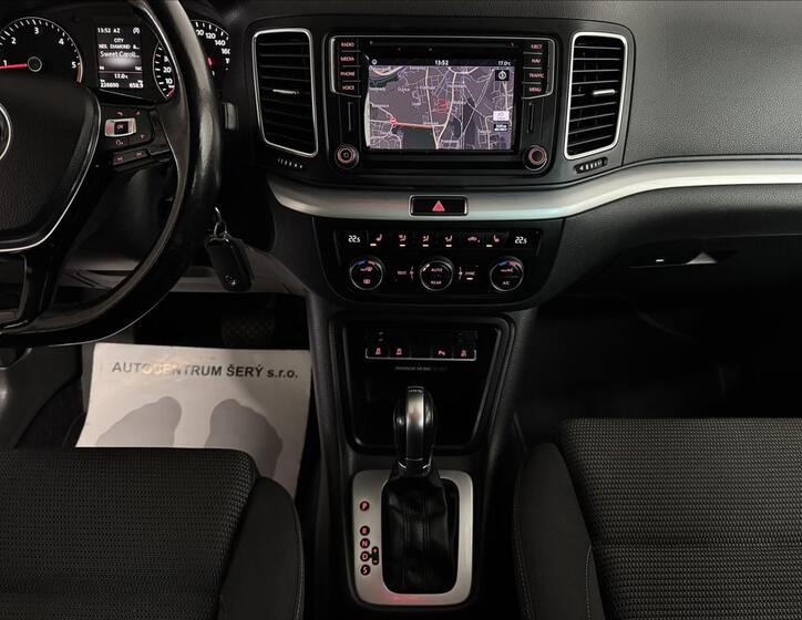Volkswagen Sharan 23