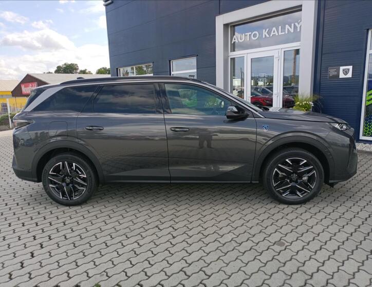 Peugeot 5008 9