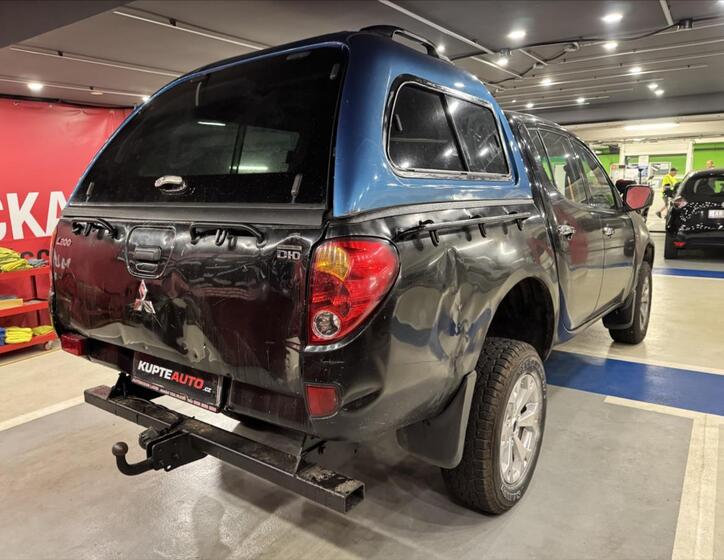 Mitsubishi L200 7