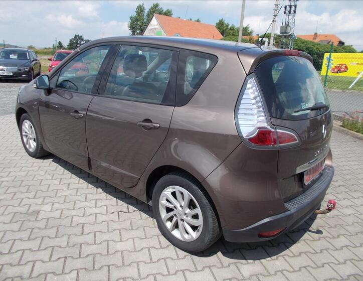 Renault Scénic 12
