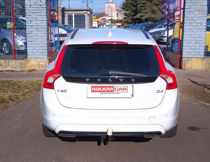 Volvo V60 7