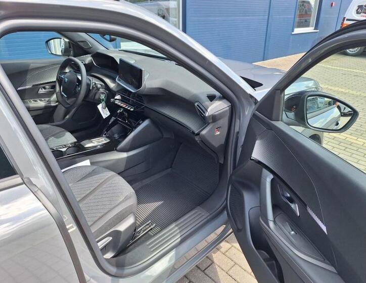 Peugeot 2008 17