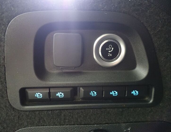 Ford Galaxy 37