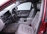 Volkswagen Touareg 11