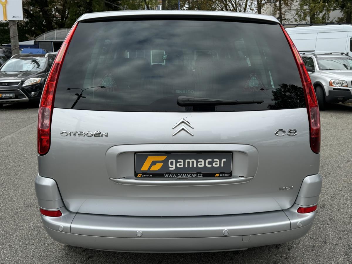 Citroën C8
