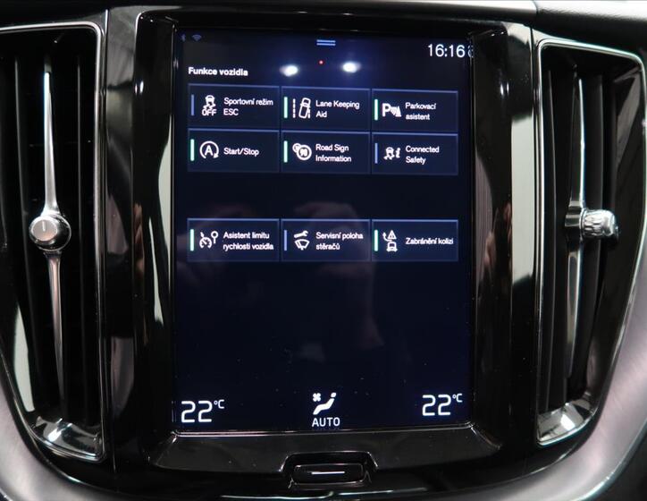 Volvo XC60 18