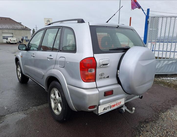 Toyota RAV4 4