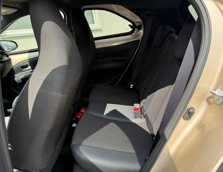 Toyota Aygo 10