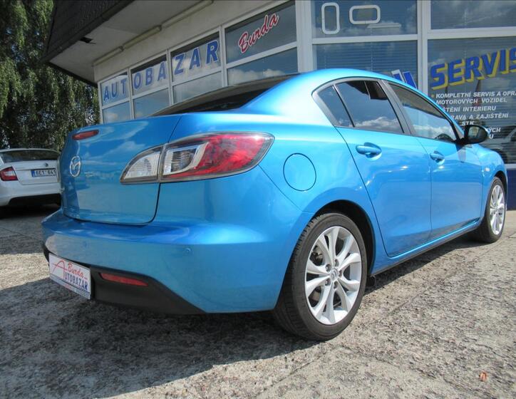 Mazda 3 5