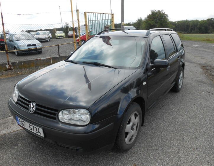 Volkswagen Golf 2