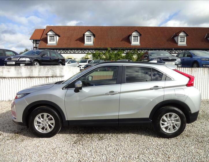 Mitsubishi Eclipse Cross 4