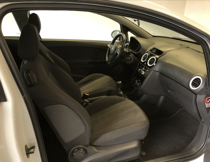 Opel Corsa 10
