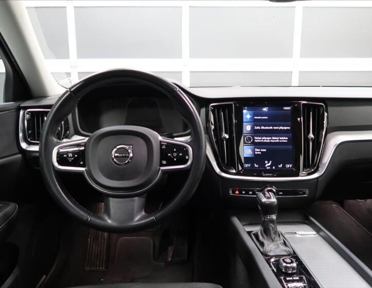 Volvo V60 13