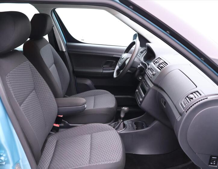 Škoda Roomster 12