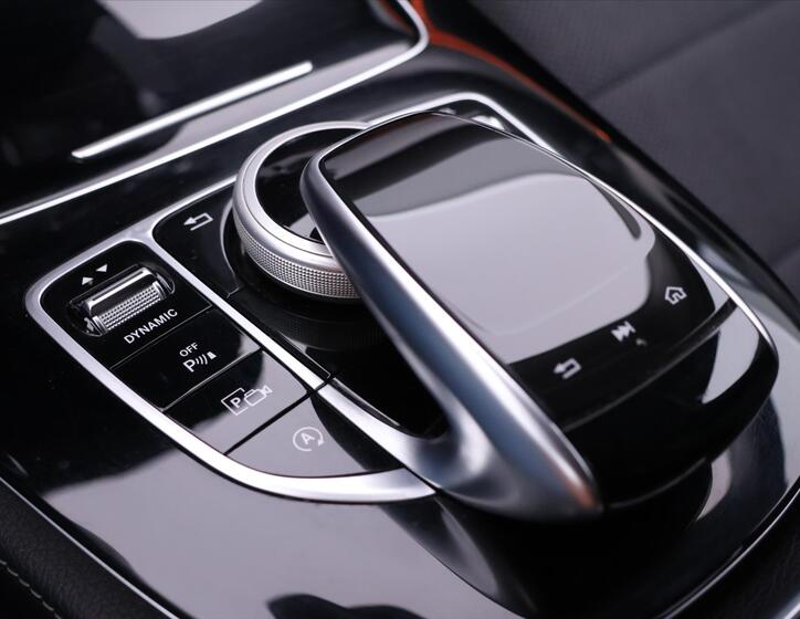 Mercedes-Benz Třídy E 40