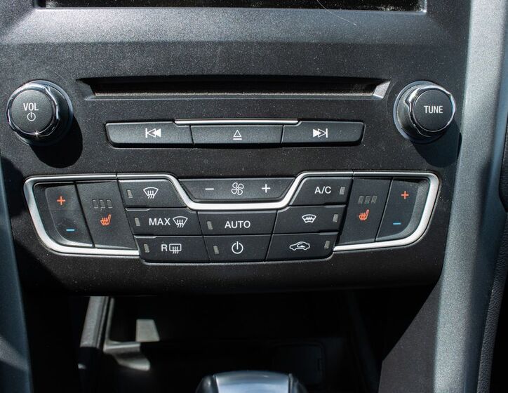 Ford Mondeo 17