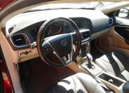 Volvo V40 9