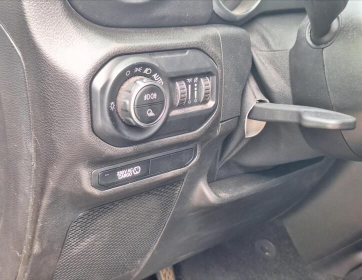 Jeep Gladiator 16