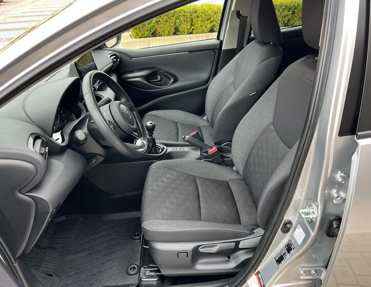 Toyota Yaris 13