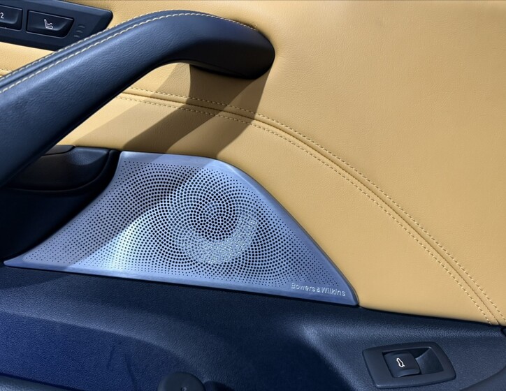 BMW M5 7
