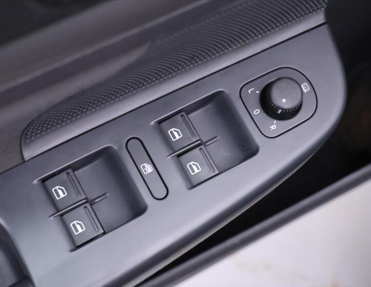Volkswagen Golf 14