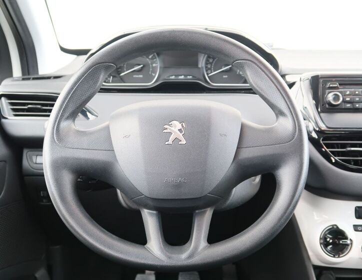 Peugeot 208 18