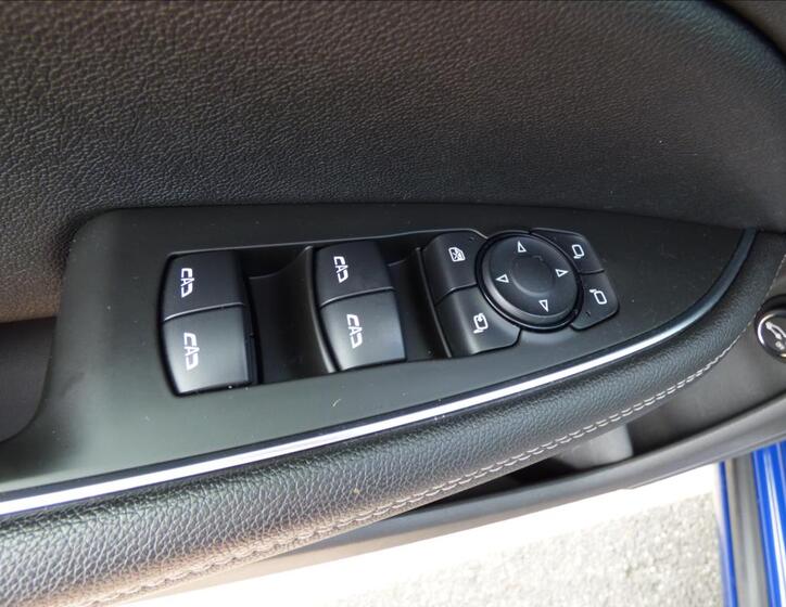 Opel Insignia 14