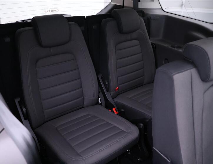 Ford Tourneo Connect 16
