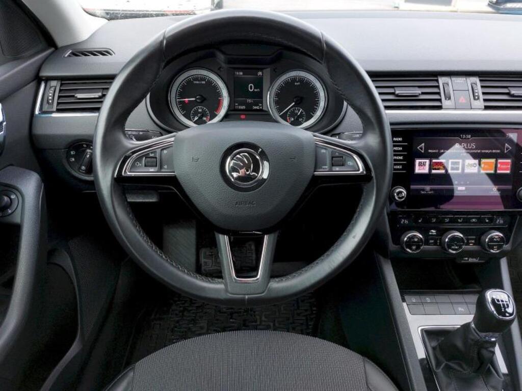 Škoda Octavia 18