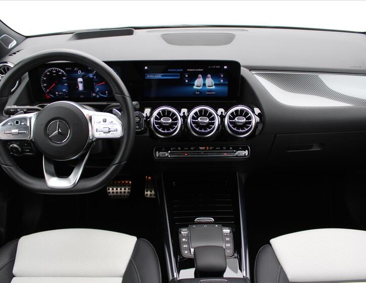 Mercedes-Benz GLA 14