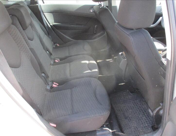Peugeot 308 10