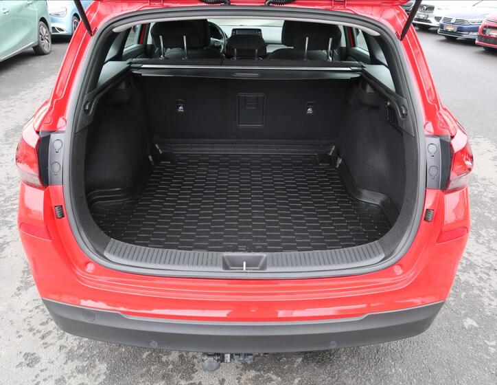 Hyundai i30 24
