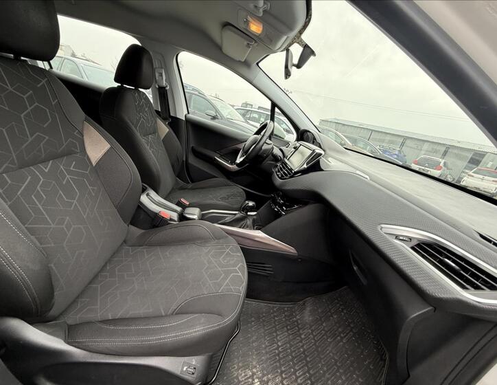 Peugeot 2008 22