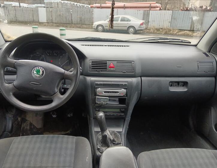 Škoda Octavia 16