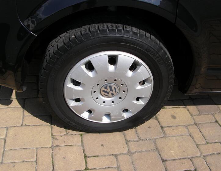 Volkswagen Caravelle 9