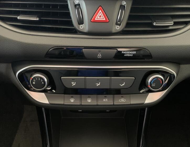 Hyundai i30 22